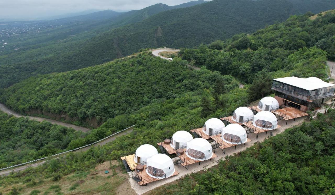 Hotel Signagi Glamping Extérieur photo